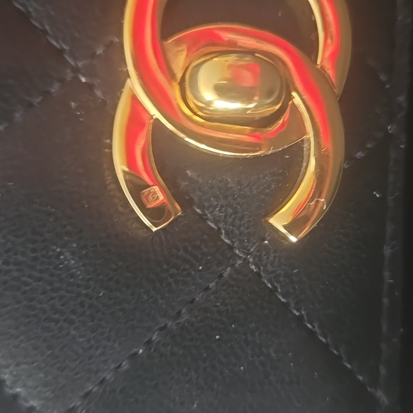 Chanel CC Matalasse Full Flap Shoulder Bag - Picture 11 of 13